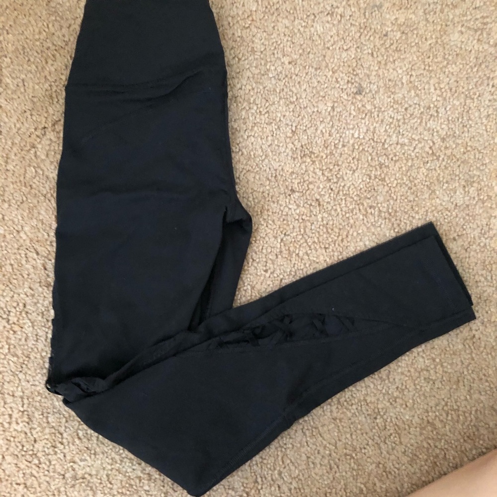 NWOT Victoria’s Secret PINK knockout sport legging